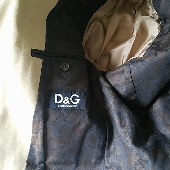 Dolce & Gabbana tan jacket - Picture 7 of 7